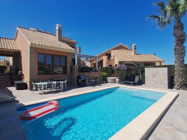 Chalet, Algorfa