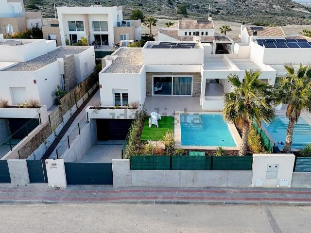 Chalet, Algorfa