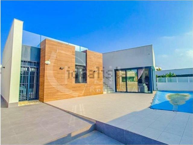 Chalet, Algorfa