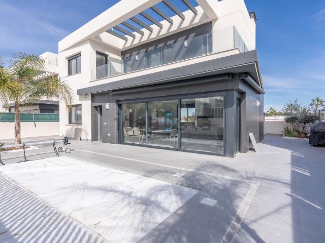 Chalet, Algorfa