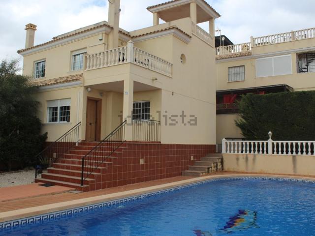 Chalet, Algorfa