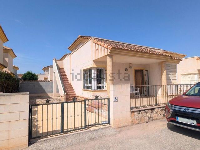 Chalet, Algorfa