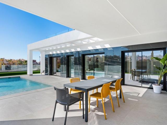 Chalet, Algorfa