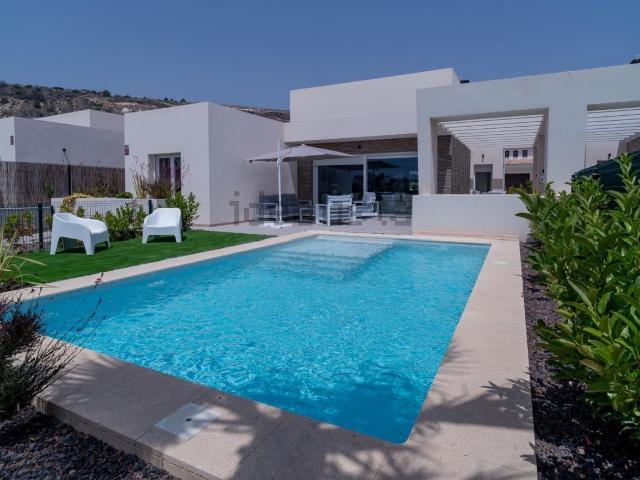 Chalet, Algorfa