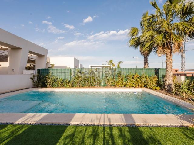 Chalet, Algorfa