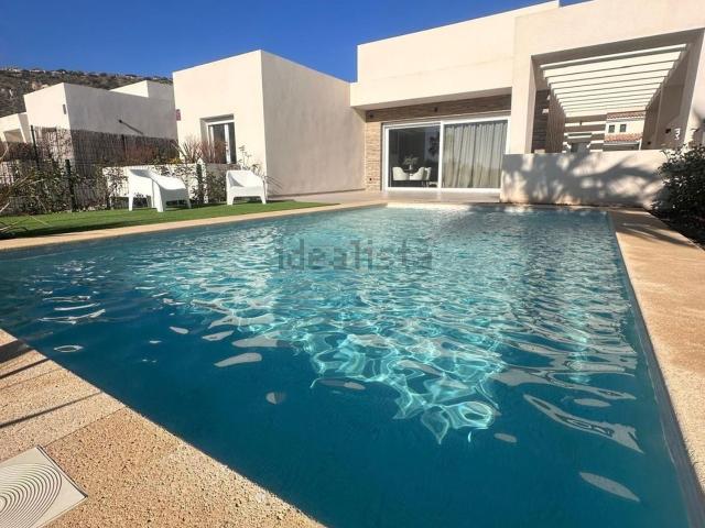 Chalet, Algorfa