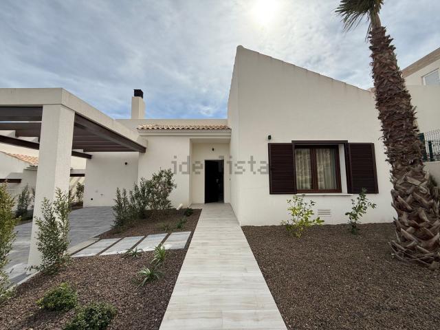 Chalet, Algorfa