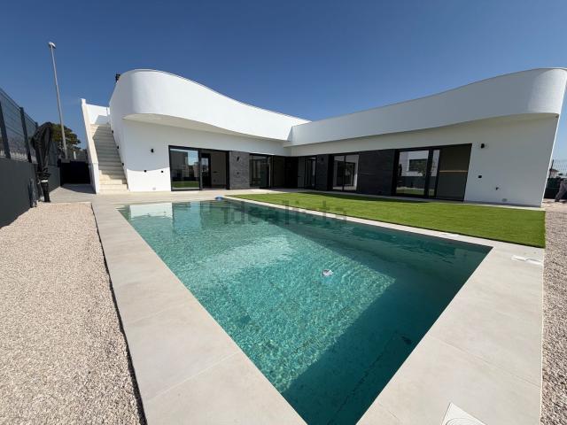 Chalet, Algorfa