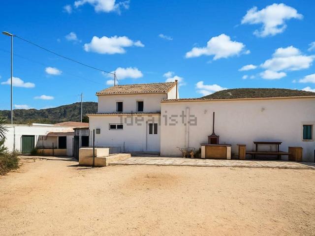 Chalet, Algueña