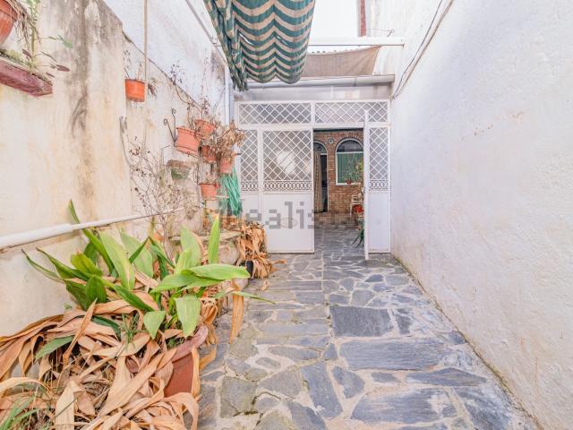 Chalet, Alhendin