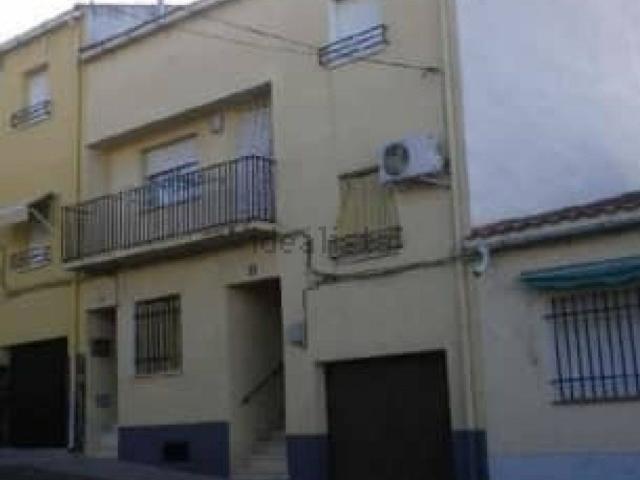 Chalet, Aliseda