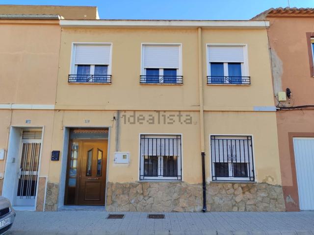 Chalet, Almansa
