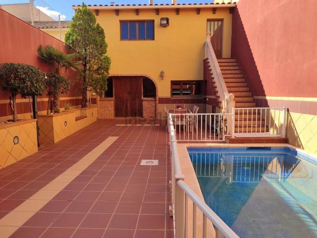 Chalet, Almansa