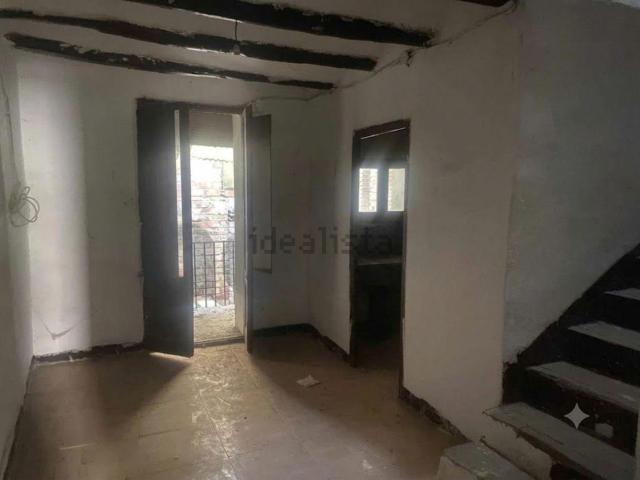 Chalet, Almacelles