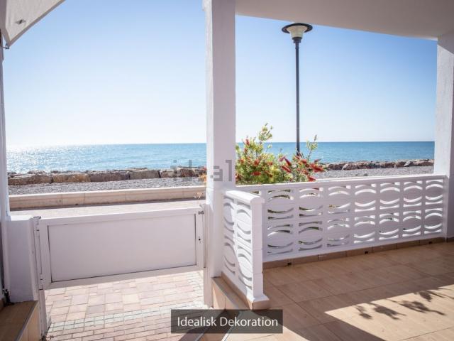 Chalet, Almenara
