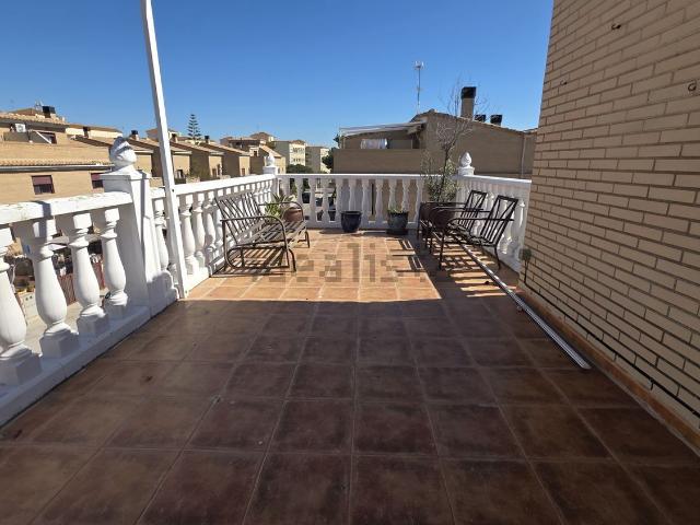 Chalet, Almenara