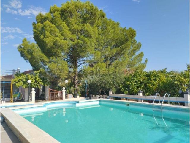 Chalet, Almodovar del Campo