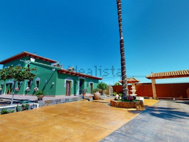 Chalet, Almoradí