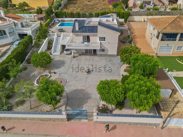 Chalet, Almoradí