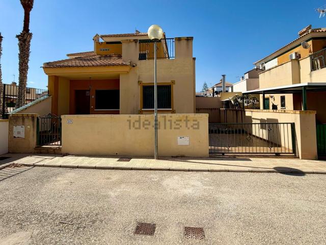 Chalet, Almoradí