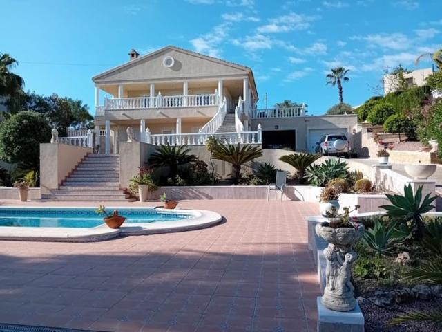 Chalet, Almoradí