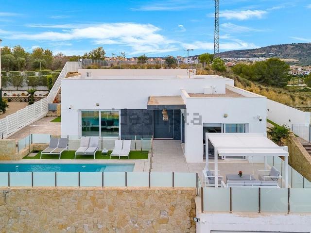 Chalet, Almoradí