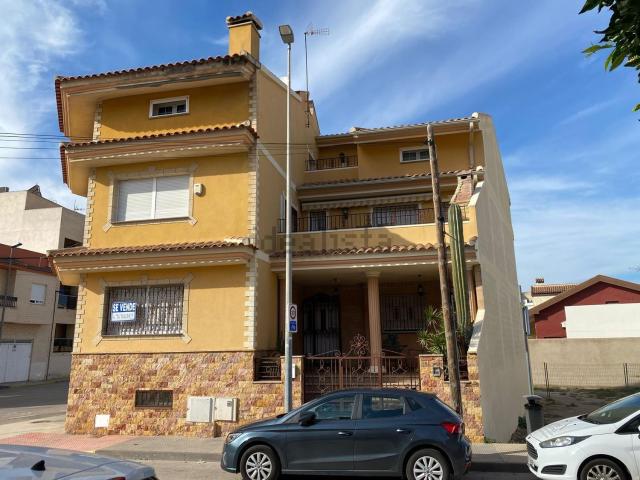 Chalet, Almoradí