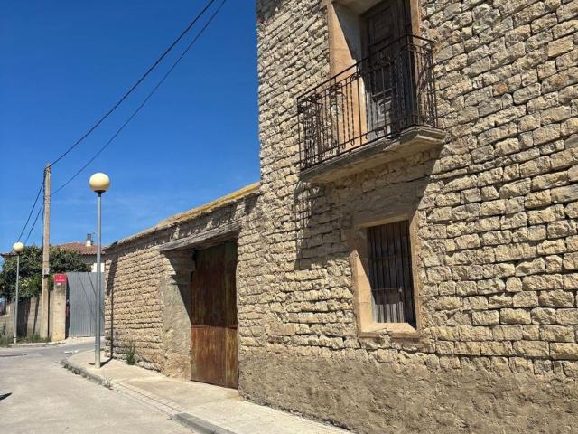 Chalet, Almudévar