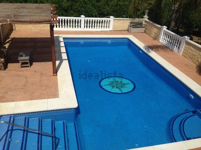 Chalet, Alora