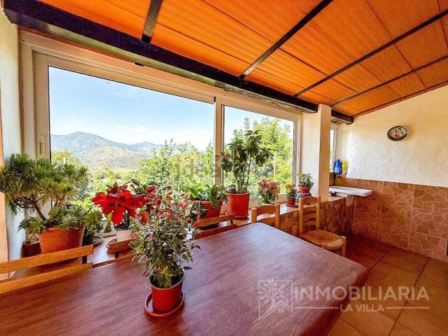 Chalet, Alora