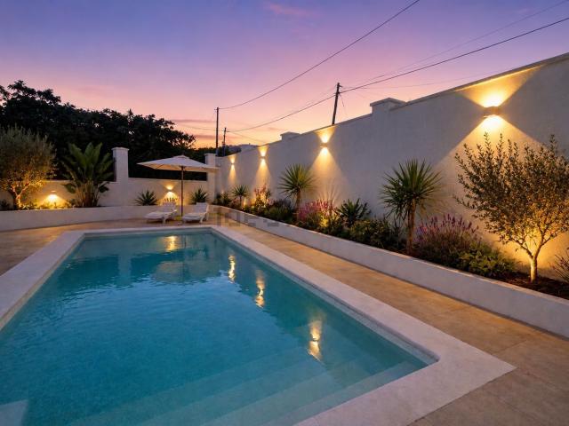 Chalet, Alora