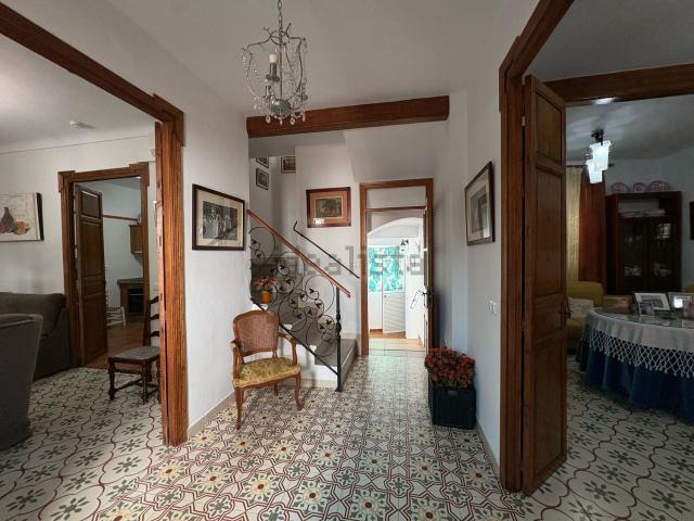 Chalet, Alora