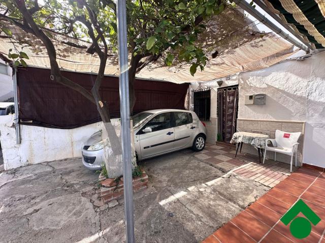 Chalet, Alora