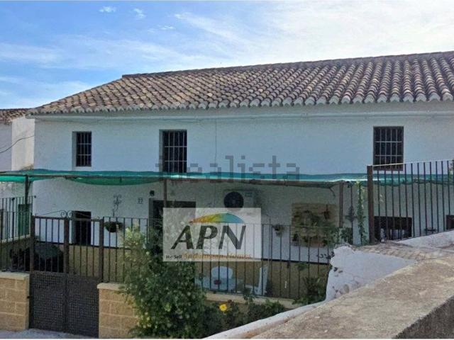 Chalet, Alora