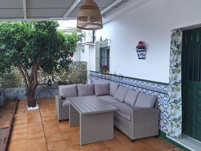 Chalet, Alora