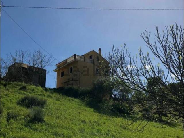 Chalet, Alora