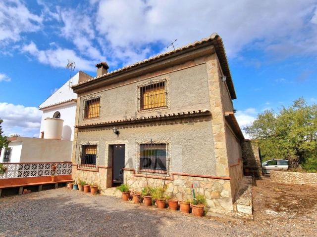 Chalet, Alora