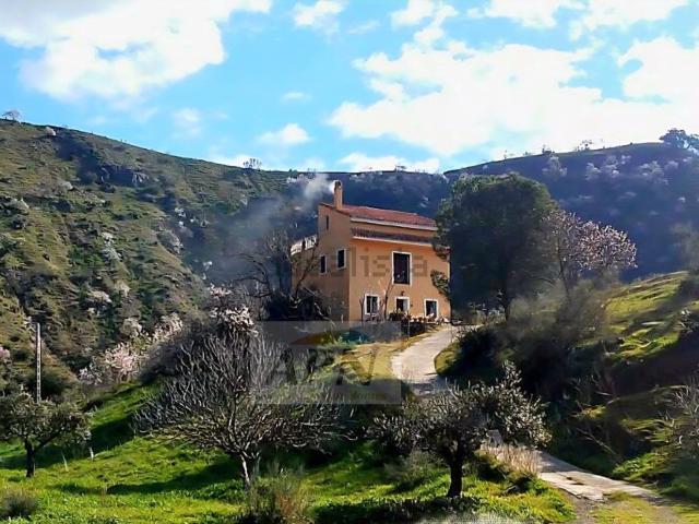 Chalet, Alora
