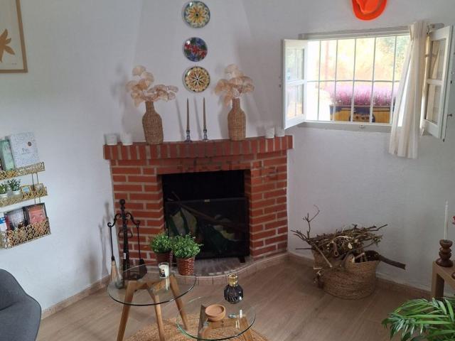 Chalet, Alora
