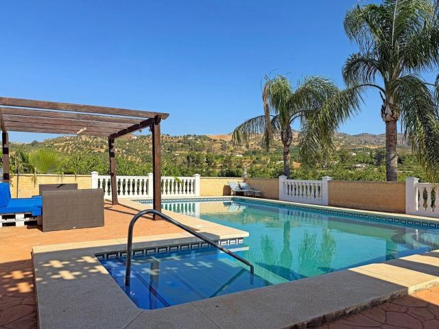 Chalet, Alora