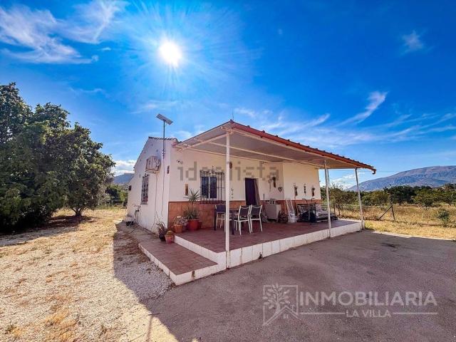 Chalet, Alora