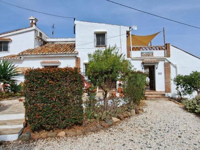Chalet, Alora