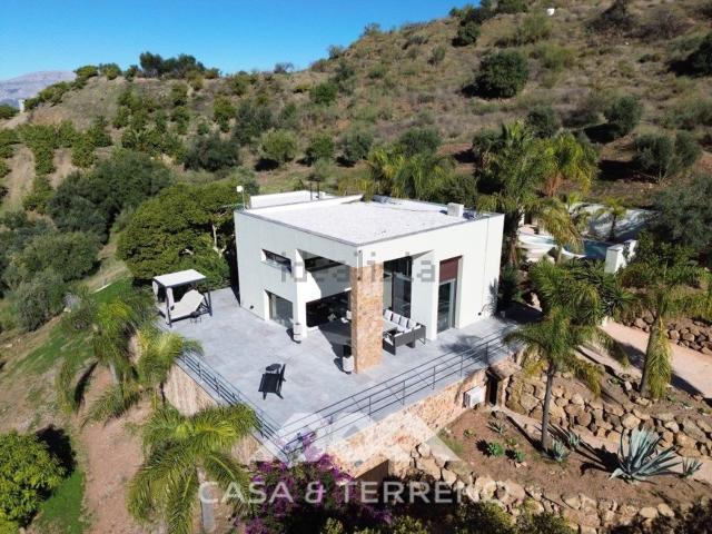 Chalet, Alora
