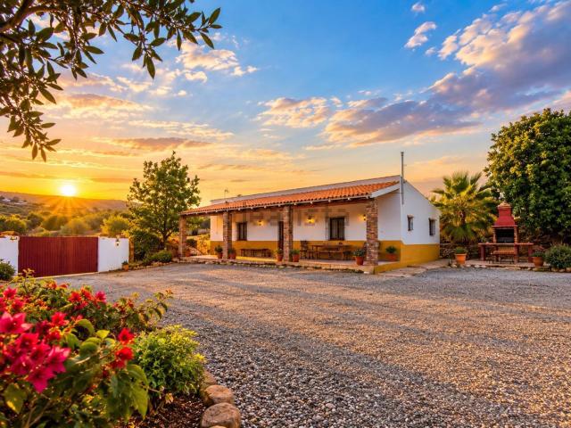 Chalet, Alora