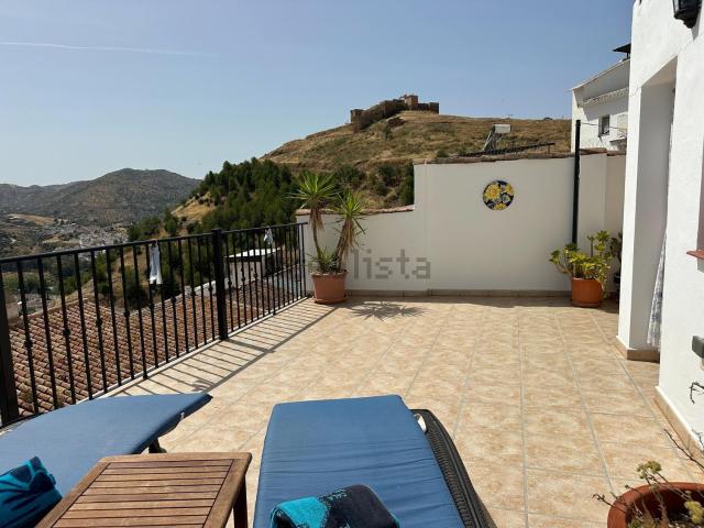 Chalet, Alora