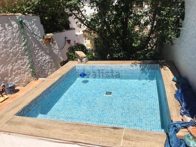 Chalet, Alozaina