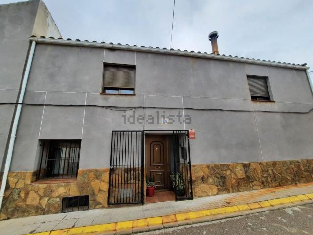 Chalet, Alpera