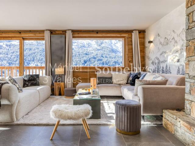 Chalet Alpine Roc Vues dégagées sur les montagnes et piscine entièrement rénovée
