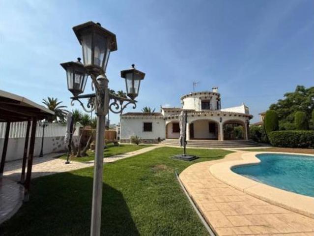 Chalet Alquiler Dénia, Dénia
