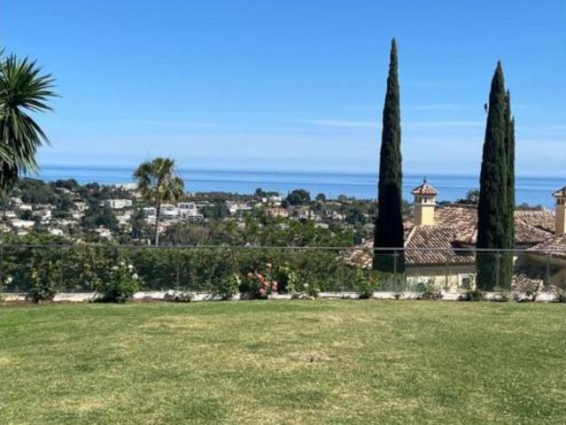 Chalet Alquiler Estepona, El Paraíso Atalaya Benamara